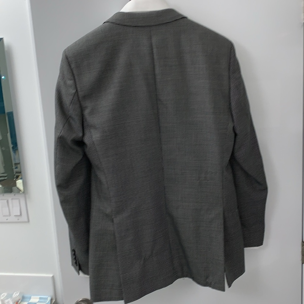 Hugo Boss Halsey2 size 42L US. 58% Wool, 32% Cotton. EUC - Picture 8 of 16